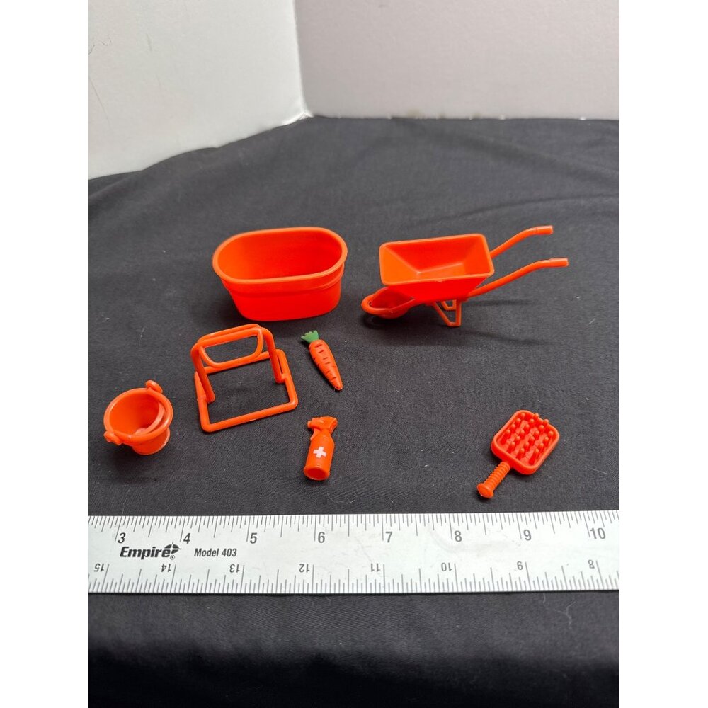 New Ray Orange Miniature Gardening Farm Toy Set Carrot Wheel Barrow Bucket Trou